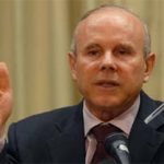 Sem ter Meirelles como culpado, Mantega arruma justificativas estapafúrdias para a inflação