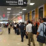 Totalmente despreparados para a Copa, aeroportos brasileiros são ode à falta de planejamento