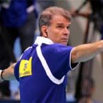 Time de Bernardinho vence os poloneses com facilidade na final da primeira fase do Mundial