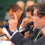 Filhote do grupo que domina o Maranhão, Sarney Filho posa de vestal e desafia a Chevron