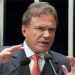 Alvaro Dias requer à Mesa do Senado voto de aplauso em homenagem aos 11 anos do ucho.info