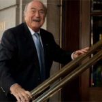 Blatter reúne-se com Dilma em Londres e diz estar preocupado com o atraso nas obras para a Copa