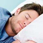 Por que os homens normalmente dormem depois do orgasmo?