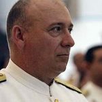 Ministro da Defesa exalta Chávez e mostra que a Venezuela é a terra dos absurdos