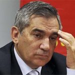 Gilberto Carvalho tenta justificar gastos da comitiva que foi a Roma e contou com manicure e tradutor