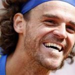 Guga Kuerten submete-se a cirurgia para implante de prótese de quadril e deve voltar a jogar