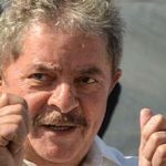 Lula surta ao escrever sobre Chávez e afirma que caudilho recuperou autoestima do povo venezuelano