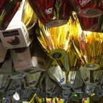 Ovos de Páscoa encalham em supermercados de São Paulo e crise econômica está longe do fim