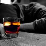 Consumo regular de álcool entre brasileiros cresceu nos últimos seis anos e preocupa