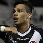 Jogador é sequestrado por se envolver com namorada de traficante de comunidade pacificada no RJ
