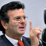Se Fux não abre mão de processo de Bermudes, ministro Dias Toffoli agiu certo ao julgar o Mensalão do PT