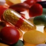 Indústria farmacêutica é criticada por testar novas drogas em países pobres