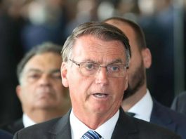 Jair Bolsonaro recorre ao Supremo e pede para receber visitas do filho Flávio
