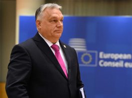 Extremista de direita, Viktor Orbán sofre derrota avassaladora para oposição pró-Europa
