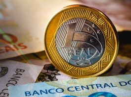 Copom mantém taxa básica de juro em 15% ao ano pela quarta vez seguida