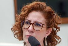 Ao rejeitar cassação de Zambelli, Câmara pretende ser revisora das decisões do STF