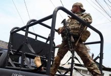 Megaoperação policial contra o crime organizado deixa dezenas de mortos no Rio de Janeiro