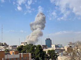 Estados Unidos e Israel atacam o Irã, que responde com mísseis; região está em alerta