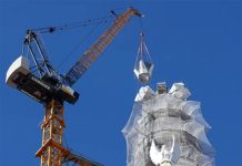 Igreja Sagrada Família, em Barcelona, atinge altura máxima após 144 anos