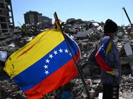 Sobe para 4.561 o número de mortos em terremotos na Venezuela