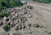 Avalanche deixa dezenas de mortos e centenas de turistas desaparecidos no Nepal