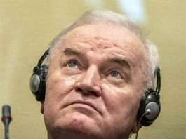 Morre Ratko Mladic, o “Açougueiro da Bósnia”, condenado por genocídio em Srebrenica